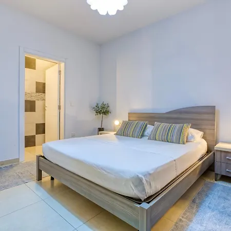 Malta Pool Penthouse Appartement *