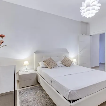 Malta Pool Penthouse דירה *