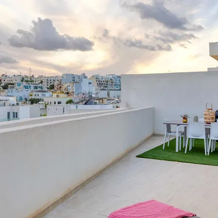 Malta Pool Penthouse Apartment