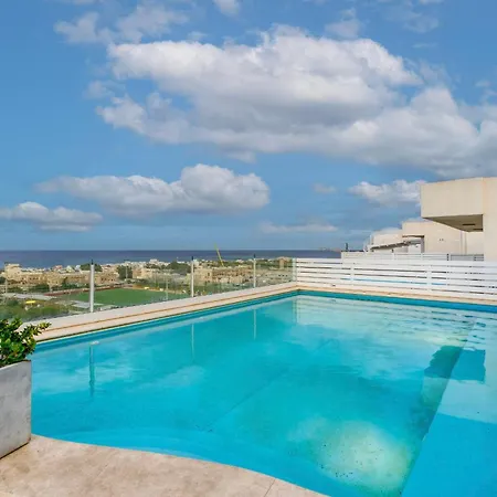 Malta Pool Penthouse Apartament *