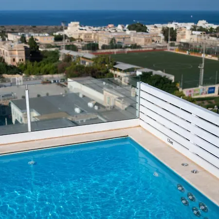 아파트 Malta Pool Penthouse